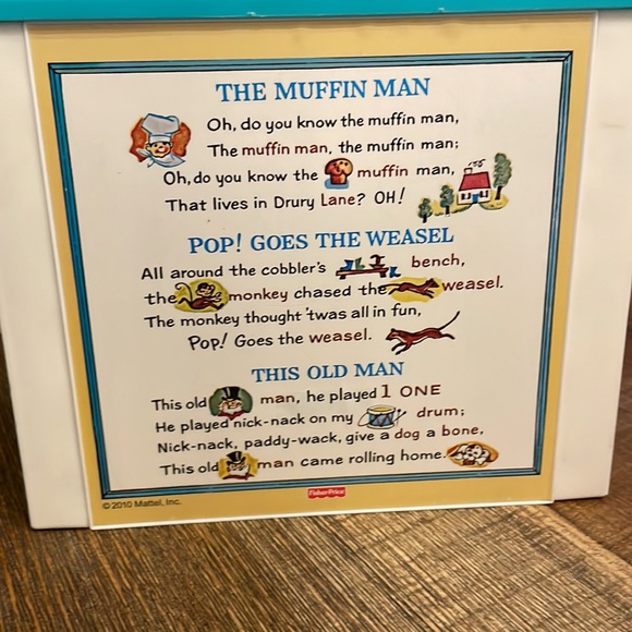 Fisher Price Change a Tune Piano, 3 Tunes Vintage reproduction - Picture 6 of 8